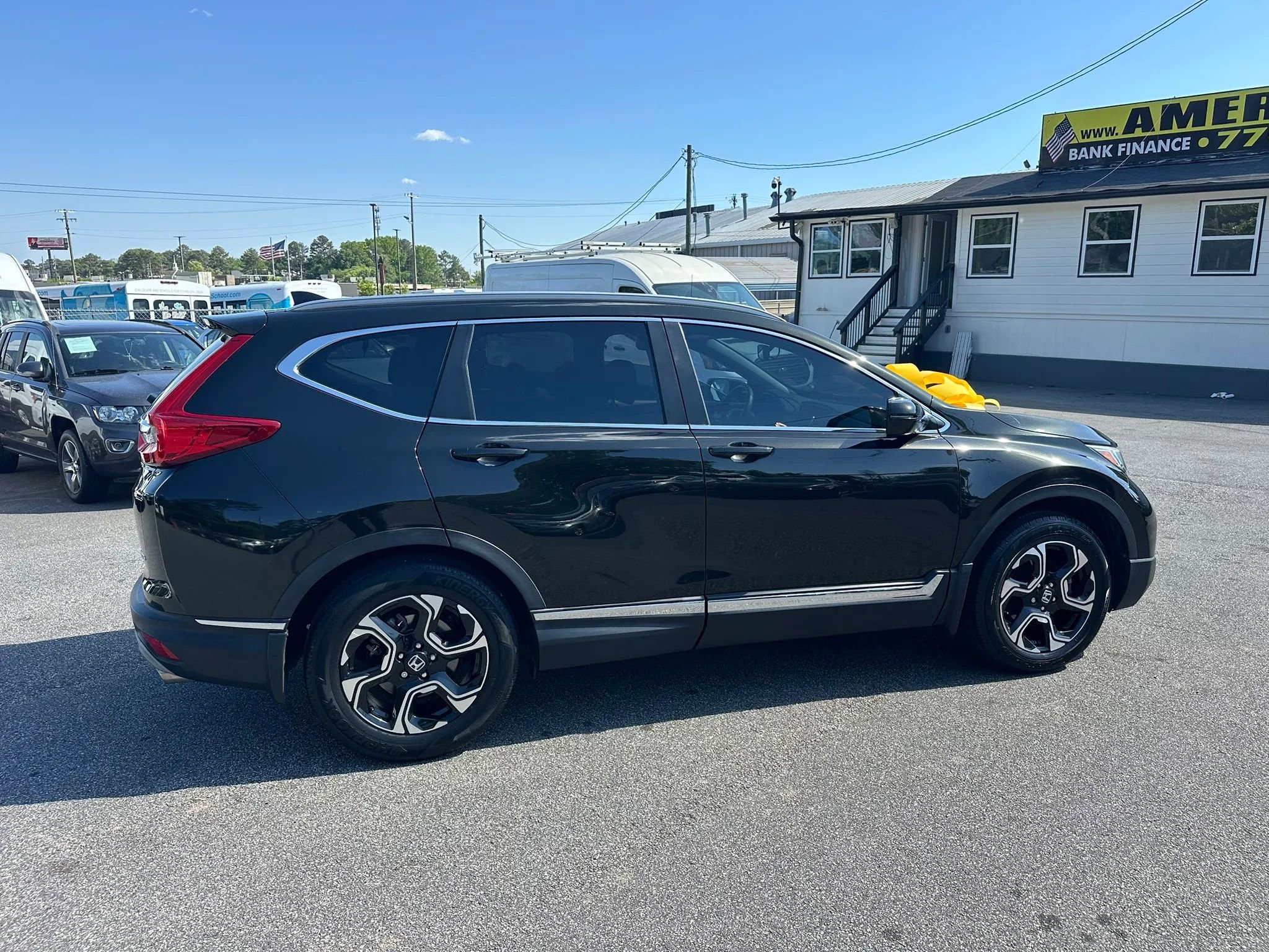 Used 2017 Honda CR-V Touring image 11