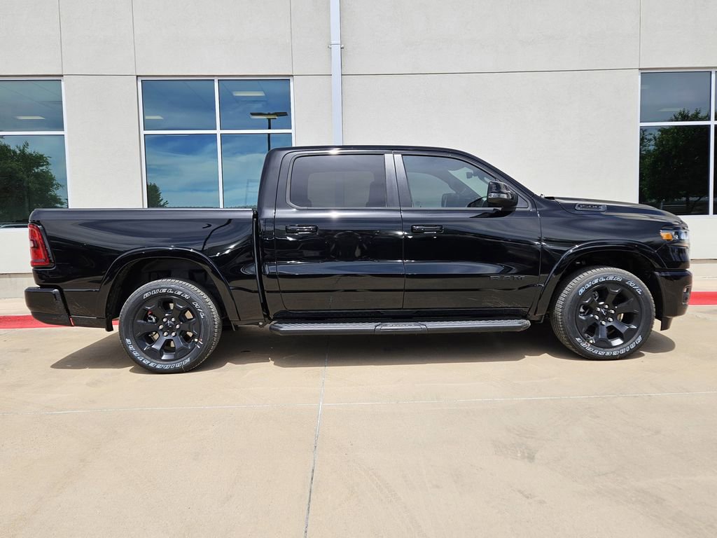 New 2026 RAM 1500 4x4 Crew Cab image 2