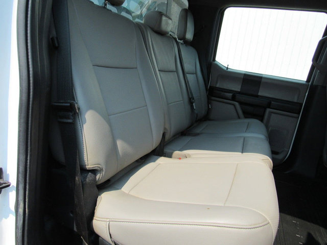 Used 2020 Ford F550 2WD Crew Cab Super Duty image 17