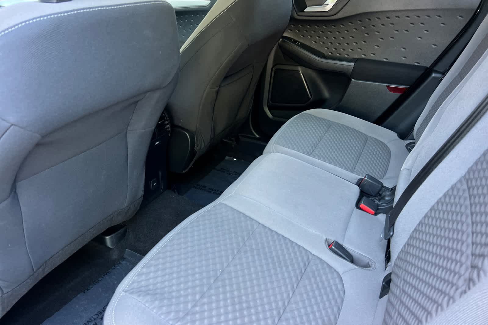 Used 2020 Ford Escape SE FWD image 4