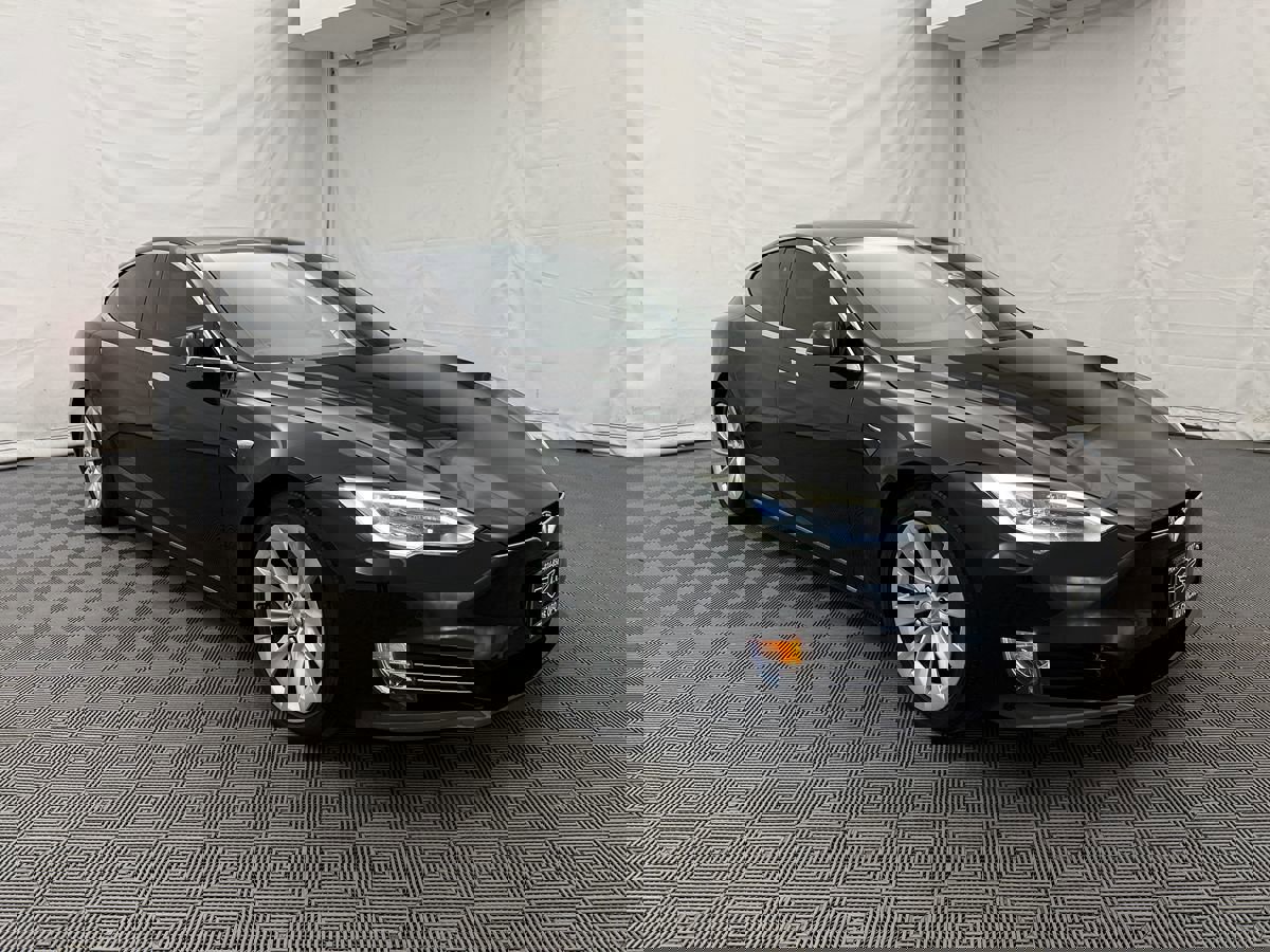 Used 2018 Tesla Model S 75D image 4