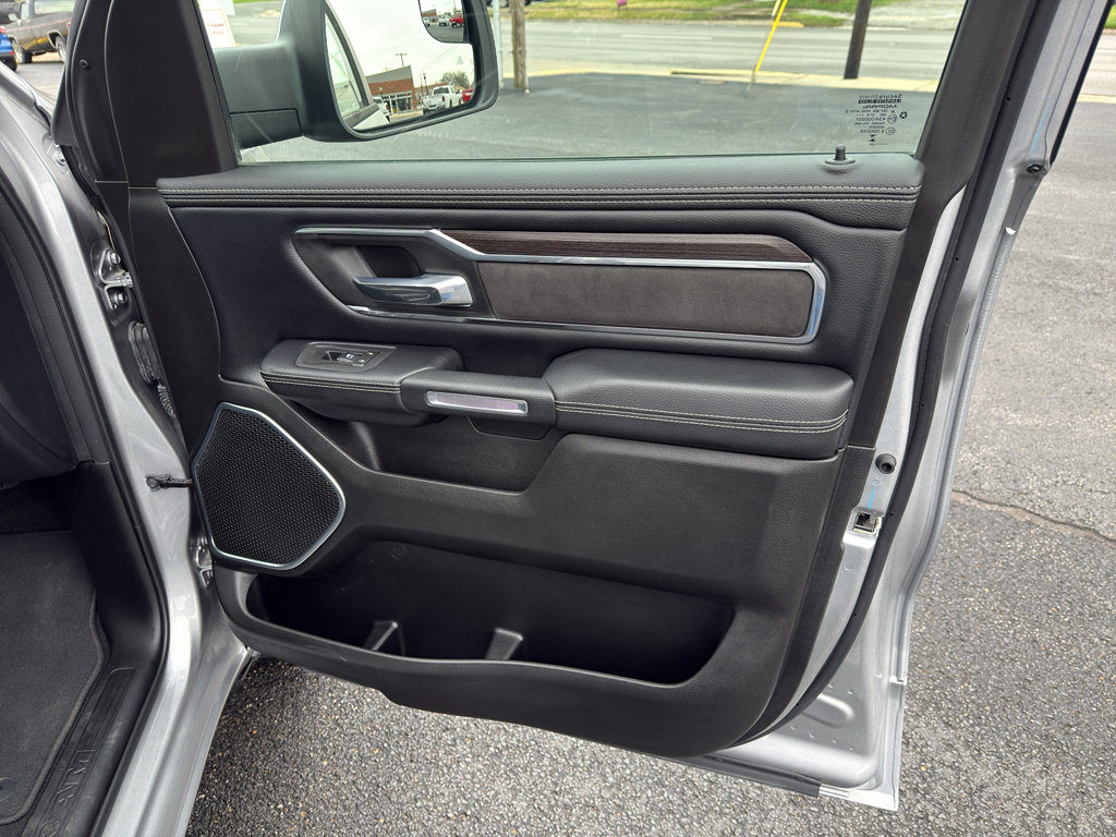 Used 2025 RAM 1500 Laramie image 58
