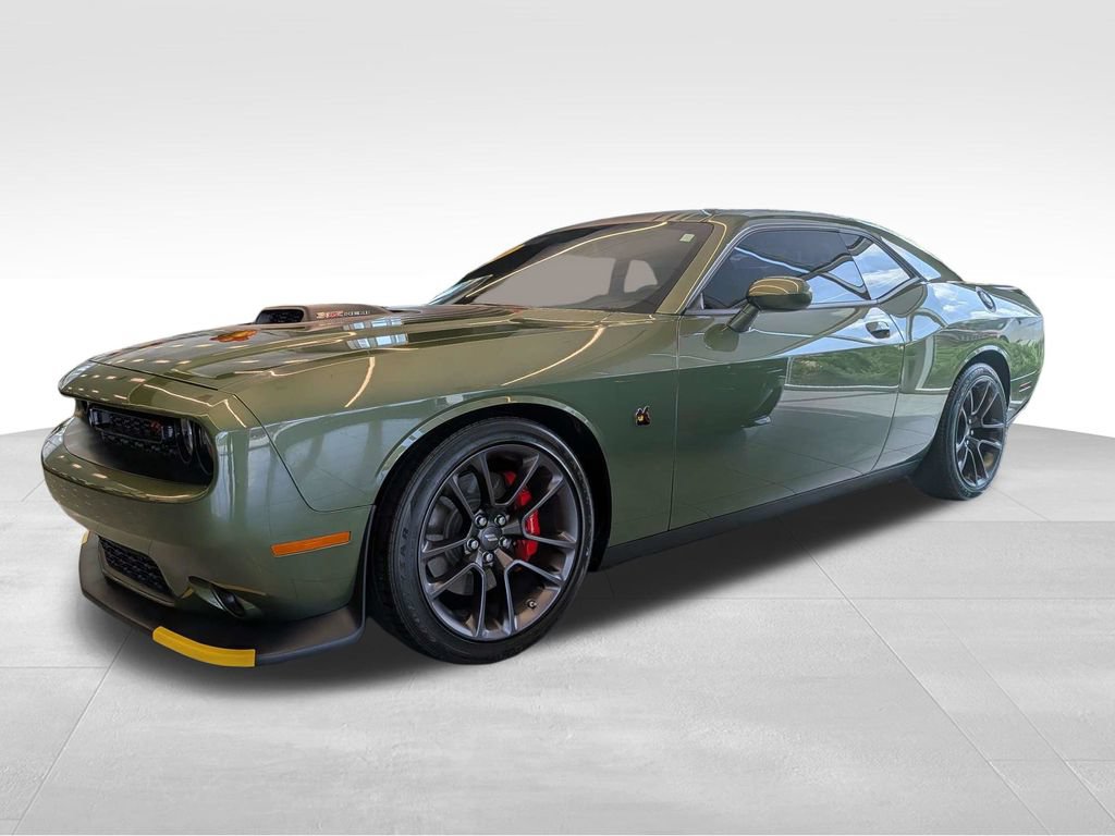 Used 2022 Dodge Challenger R/T Scat Pack w/ Shaker Package RWD image 7