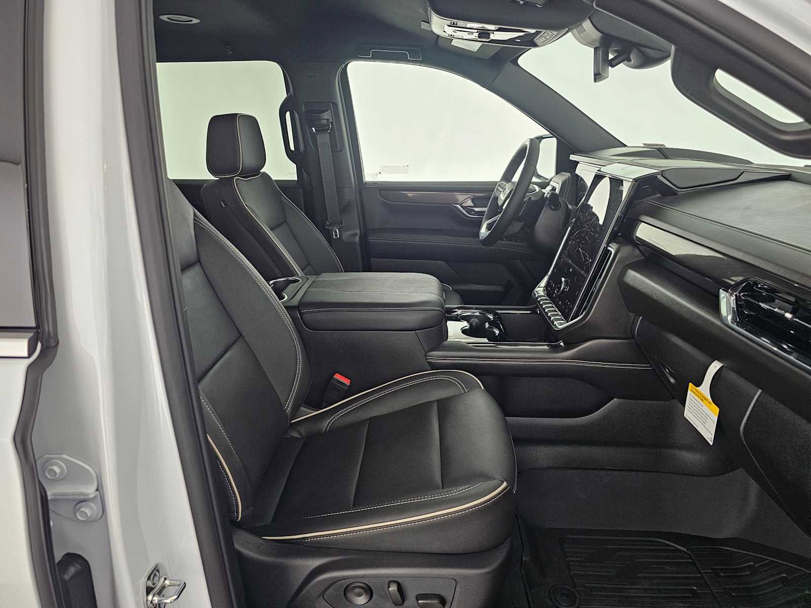 New 2026 GMC Yukon XL Elevation image 10