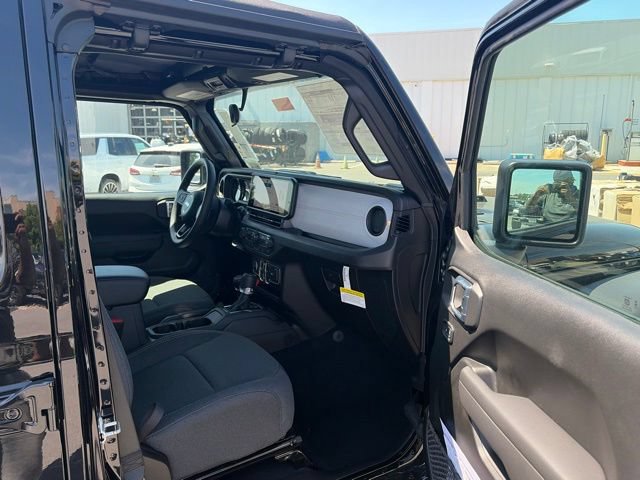 New 2026 Jeep Gladiator Sport AWD/4WD image 26