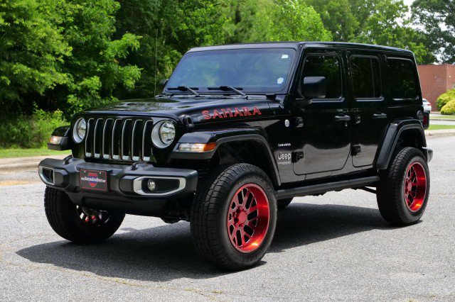 Used 2022 Jeep Wrangler Unlimited Sahara w/ Cold Weather Group AWD/4WD image 6