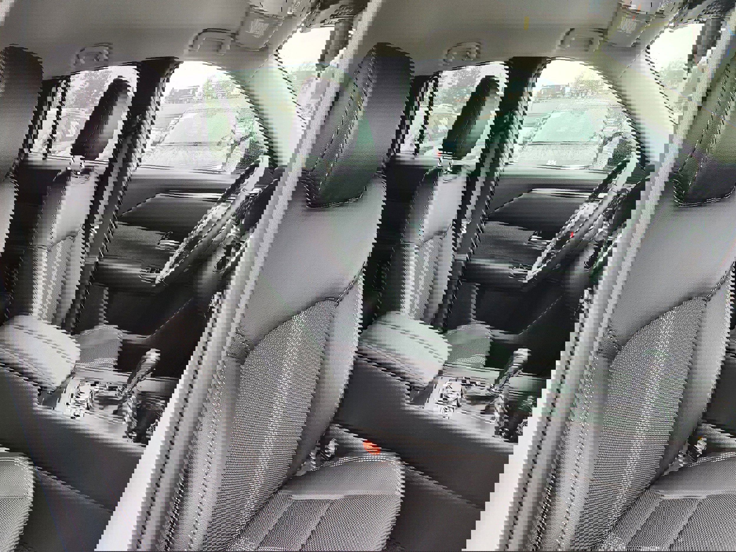 Certified 2025 MAZDA CX-50 AWD 2.5 S w/ Weather Package image 16