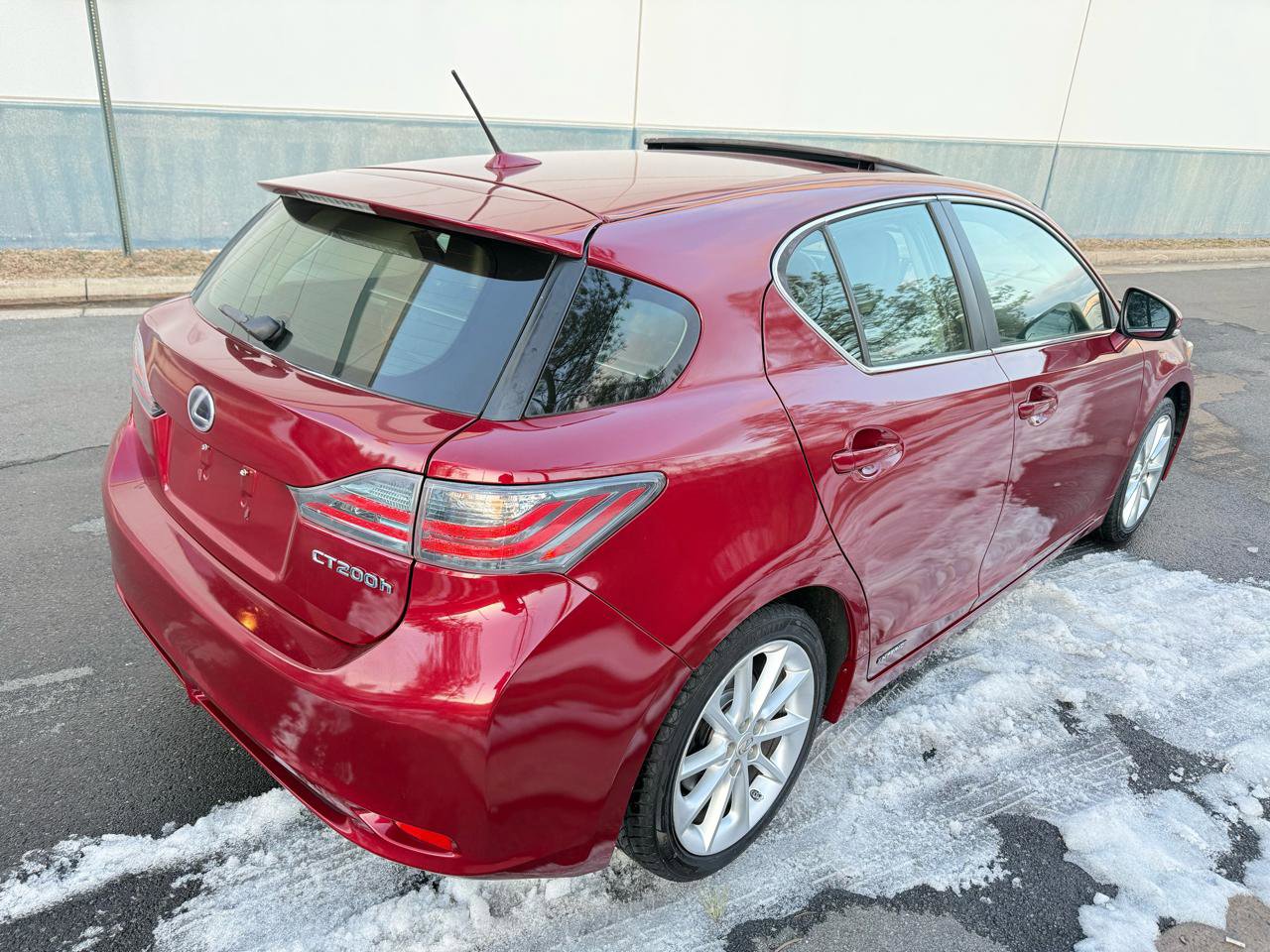 Used 2013 Lexus CT 200h w/ Premium Pkg w/Navigation image 4