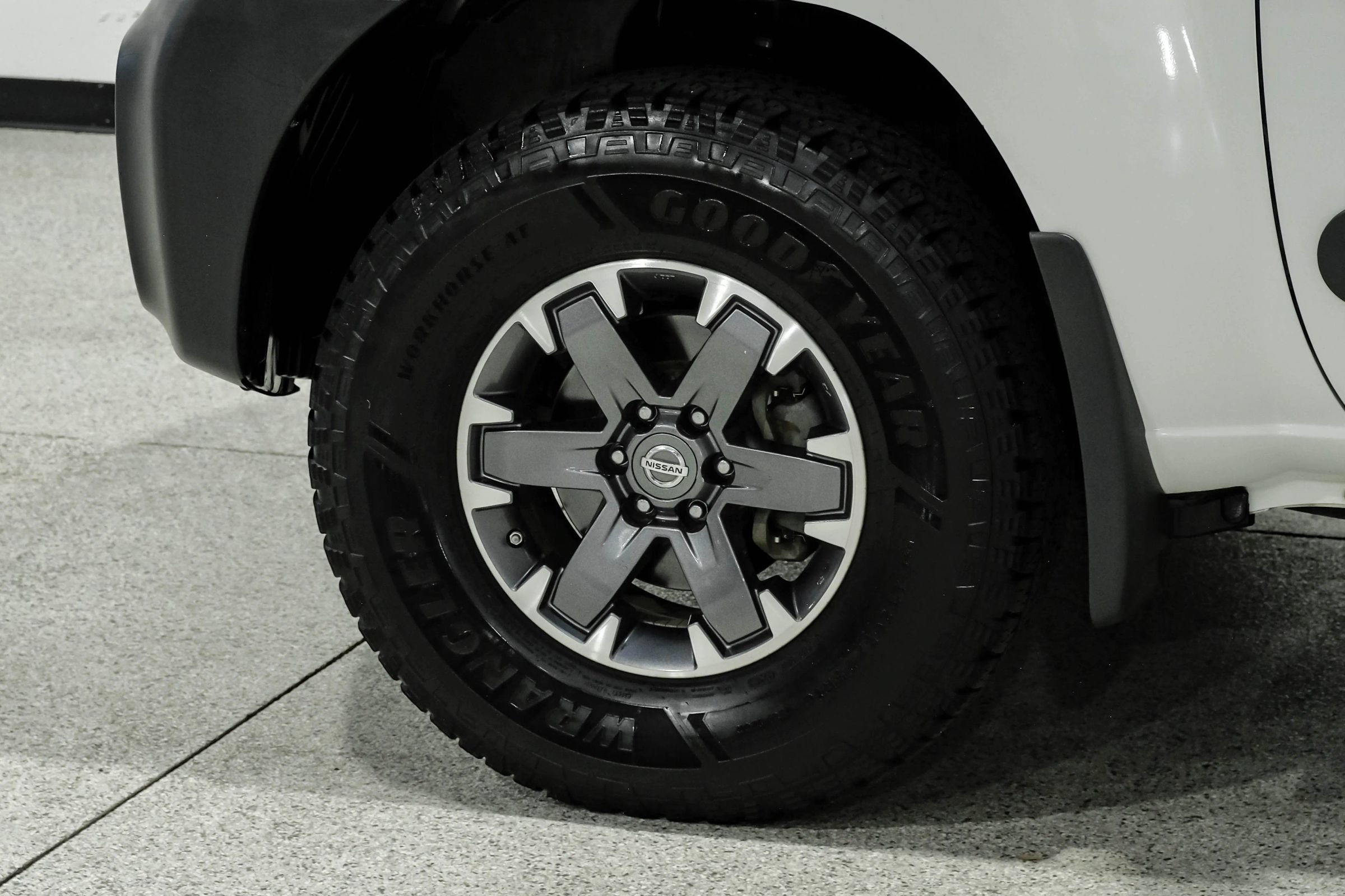 Used 2014 Nissan Xterra PRO-4X w/ Nevada Tow Package AWD/4WD image 57