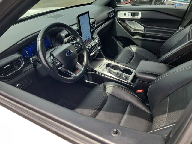 Certified 2021 Ford Explorer ST w/ Equipment Group 401A image 3