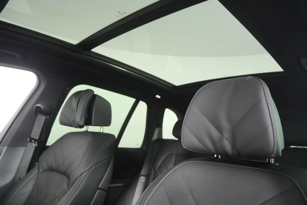 Certified 2026 BMW X5 xDrive40i AWD/4WD image 11
