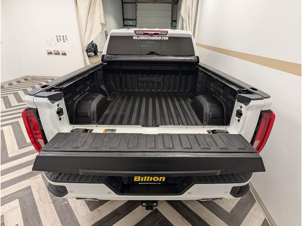 Used 2023 GMC Sierra 1500 AT4 w/ Technology Package AWD/4WD image 27