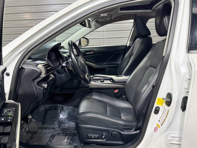 Used 2017 Lexus IS 300 300 AWD Sedan w/ Navigation System Package image 13