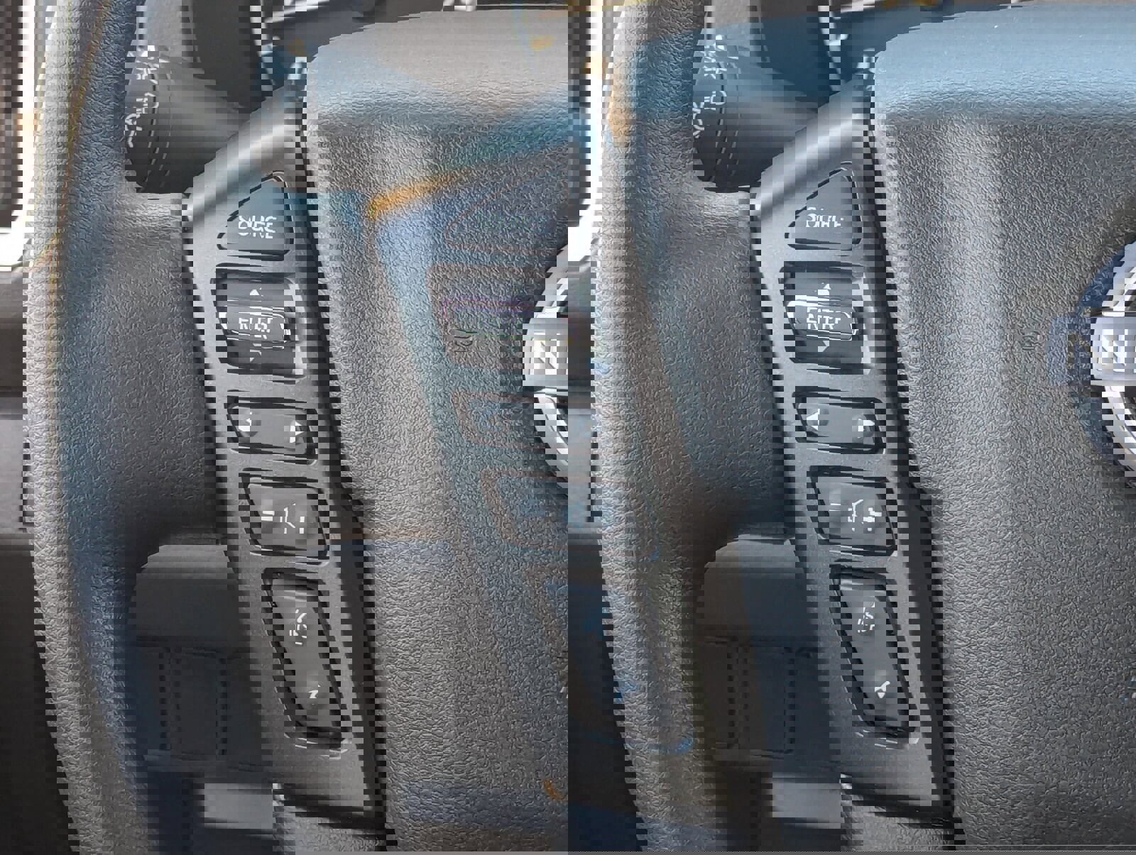 New 2026 Nissan Frontier SV w/ Tow Package image 22