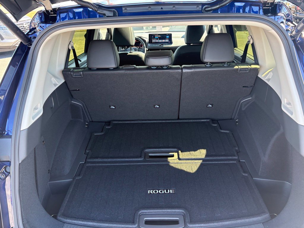 New 2026 Nissan Rogue Platinum AWD/4WD image 12