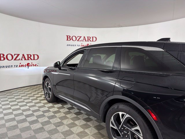 Certified 2025 Lincoln Nautilus Premier AWD/4WD image 9