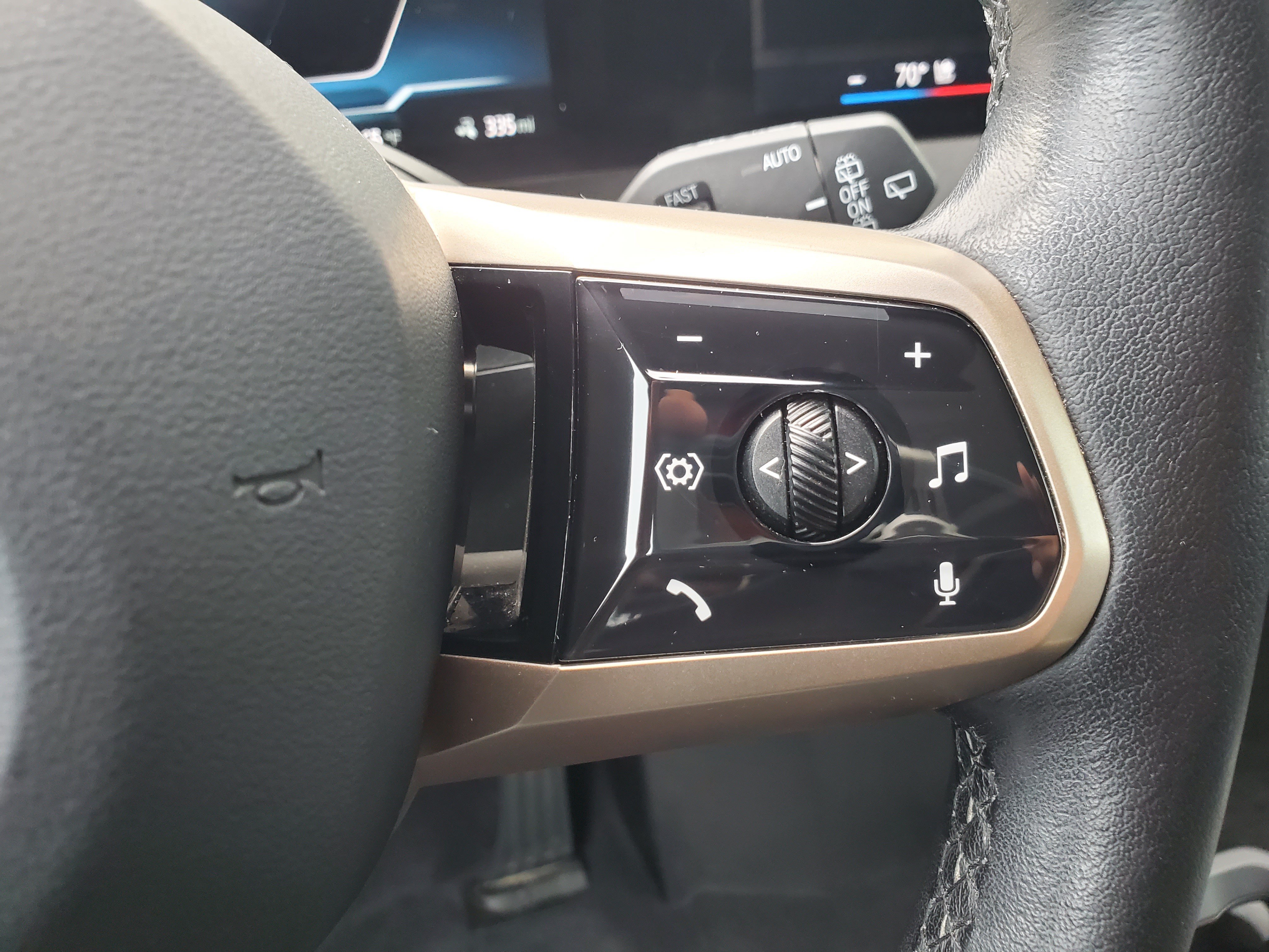 Certified 2024 BMW iX xDrive50 w/ Sport Package AWD/4WD image 13