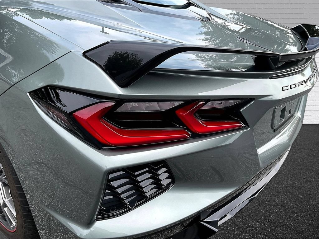 Used 2024 Chevrolet Corvette Stingray Preferred Cpe w/ Z51 Performance Package RWD image 18