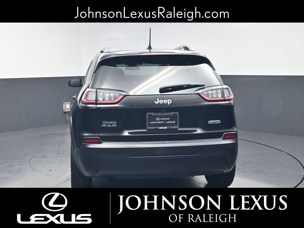 Used 2020 Jeep Cherokee Latitude AWD/4WD image 8