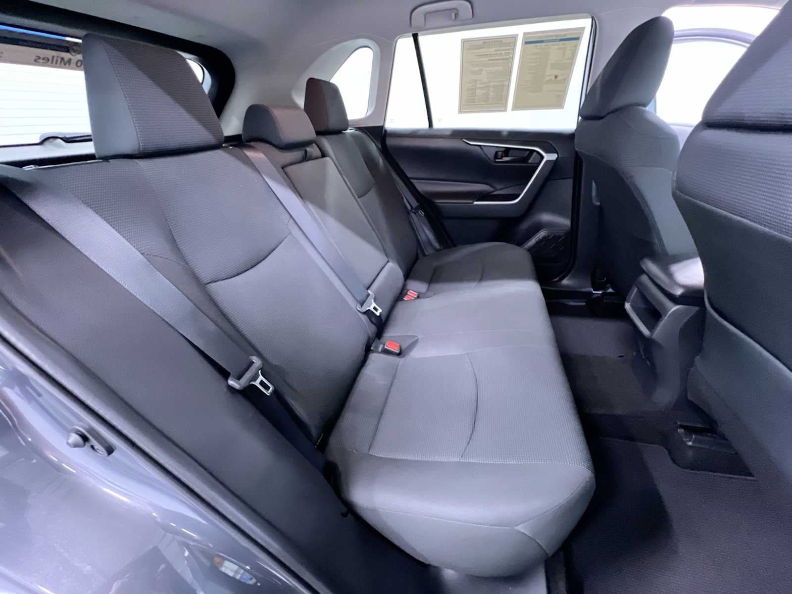 Used 2019 Toyota RAV4 LE w/ Carpet Mat Package FWD image 37