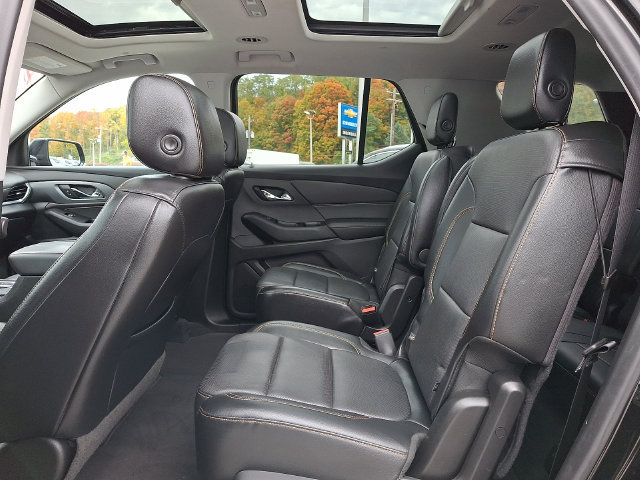 Used 2018 Chevrolet Traverse Premier w/ Redline Edition AWD/4WD image 23