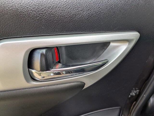 Used 2013 Lexus CT 200h w/ Premium Pkg w/Backup Camera FWD image 28