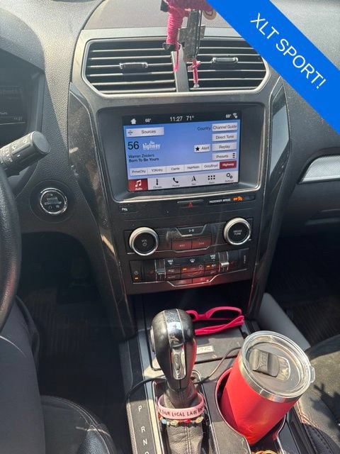 Used 2019 Ford Explorer XLT w/ XLT Sport Appearance Package AWD/4WD image 19