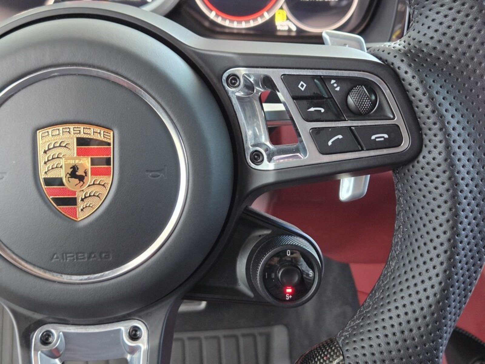 Used 2022 Porsche Cayenne Turbo AWD/4WD image 28