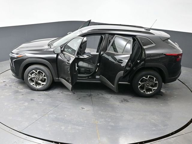 New 2026 Chevrolet Trax LT w/ Driver Confidence Package FWD image 60