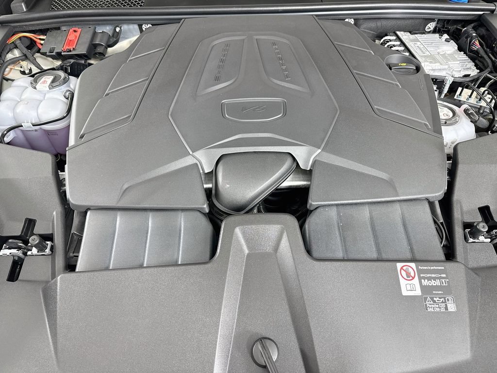 New 2026 Porsche Cayenne E-Hybrid AWD/4WD image 32