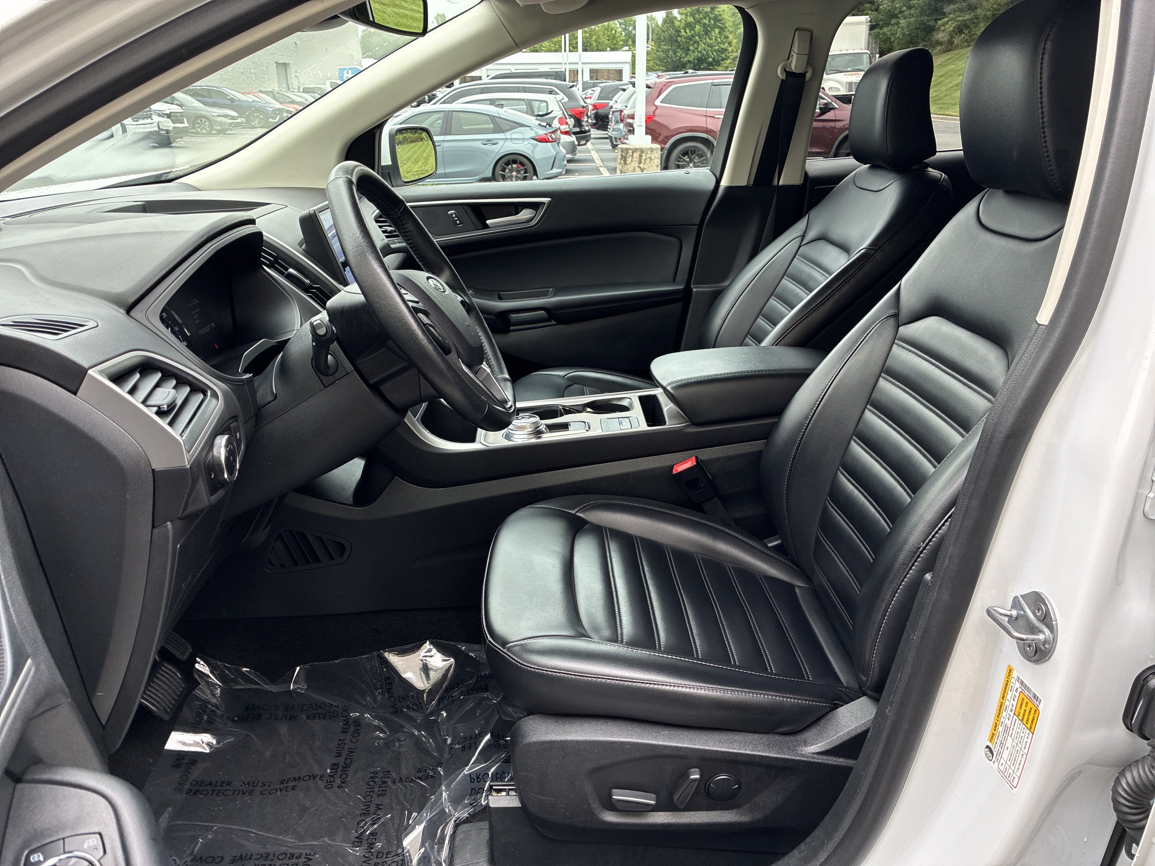 Used 2024 Ford Edge SEL AWD/4WD image 17