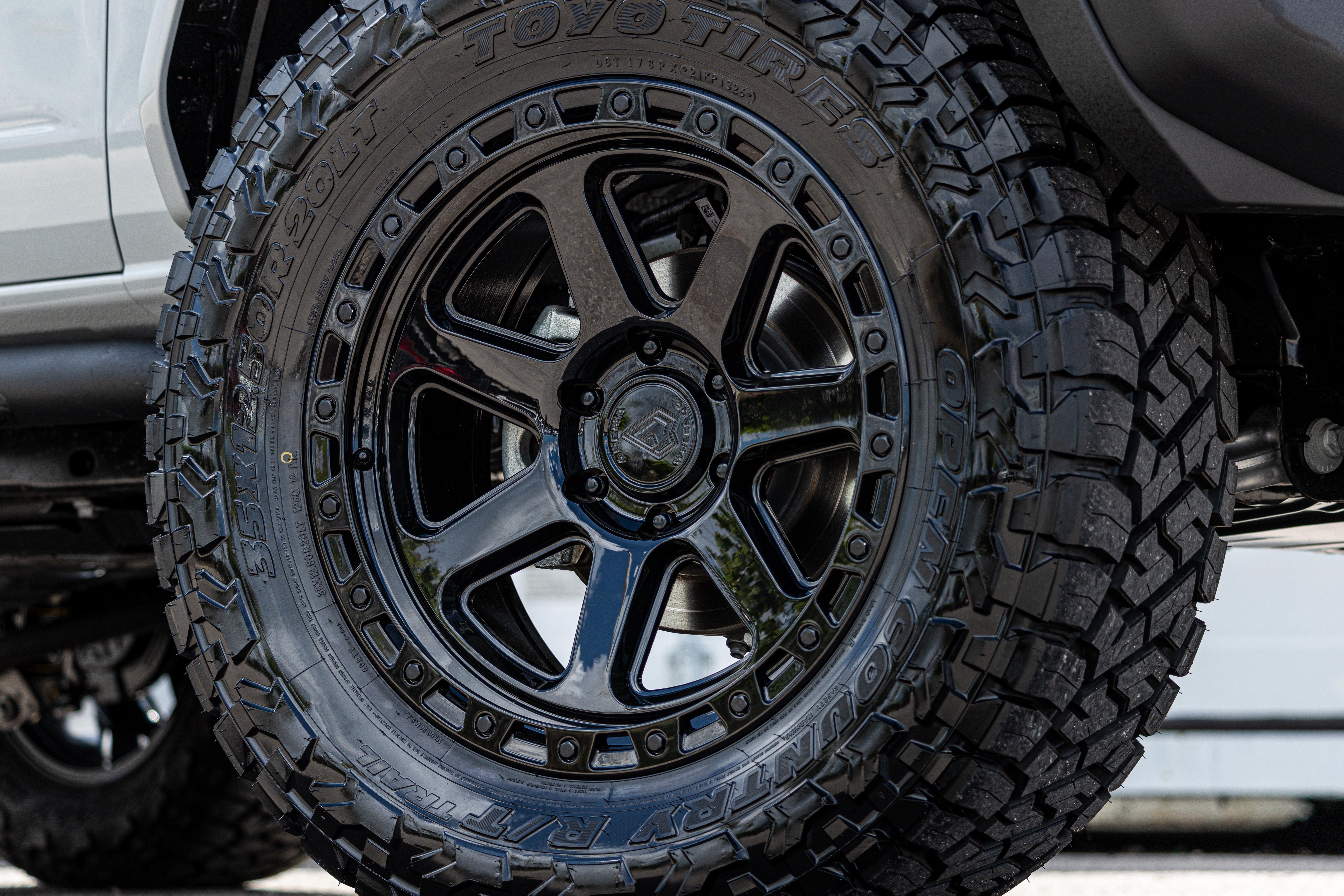 New 2026 Ford Bronco Badlands AWD/4WD image 32