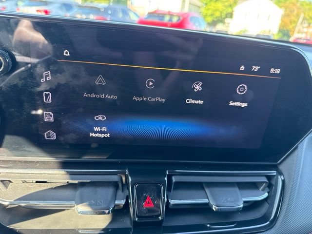 Used 2025 Chevrolet TrailBlazer RS w/ Convenience Package AWD/4WD image 25
