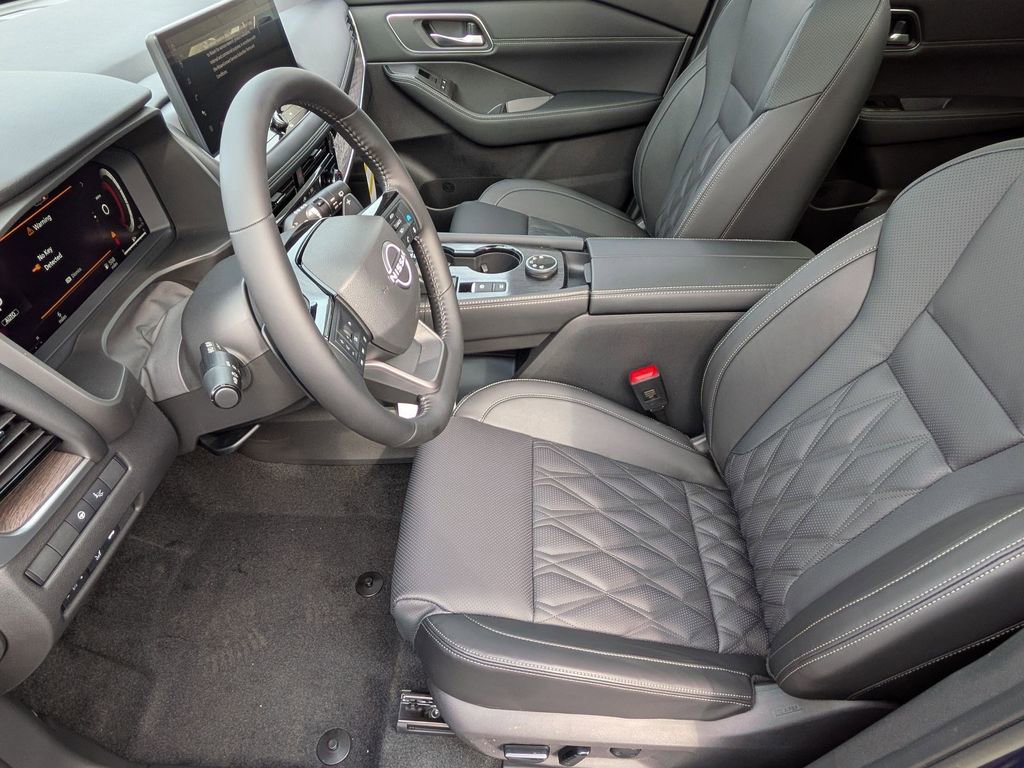 New 2026 Nissan Rogue Platinum w/ Platinum Premium Package image 11