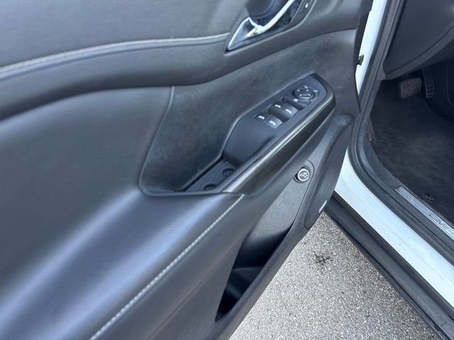 Certified 2023 GMC Acadia SLT image 11