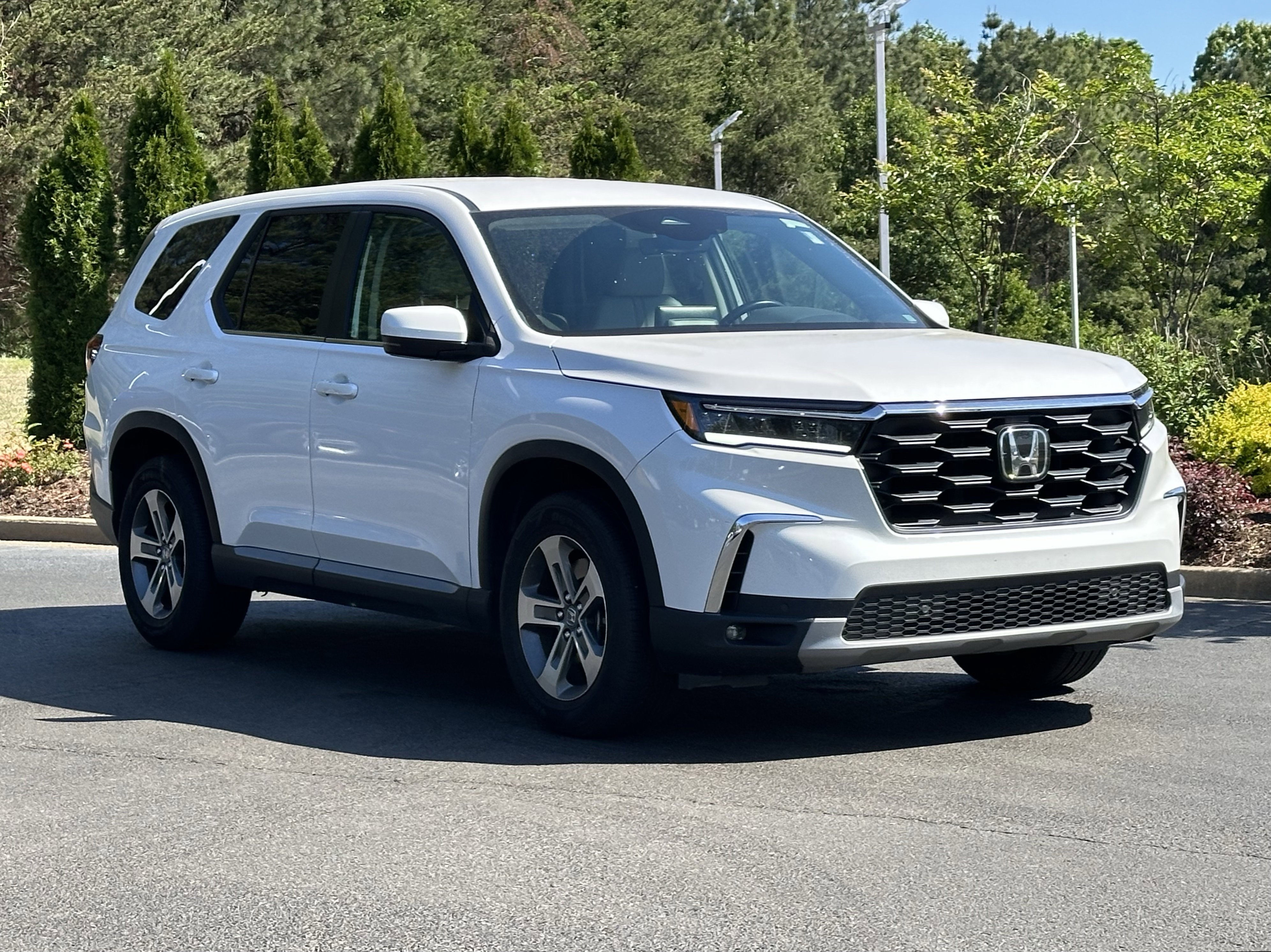 Used 2025 Honda Pilot EX-L video 2