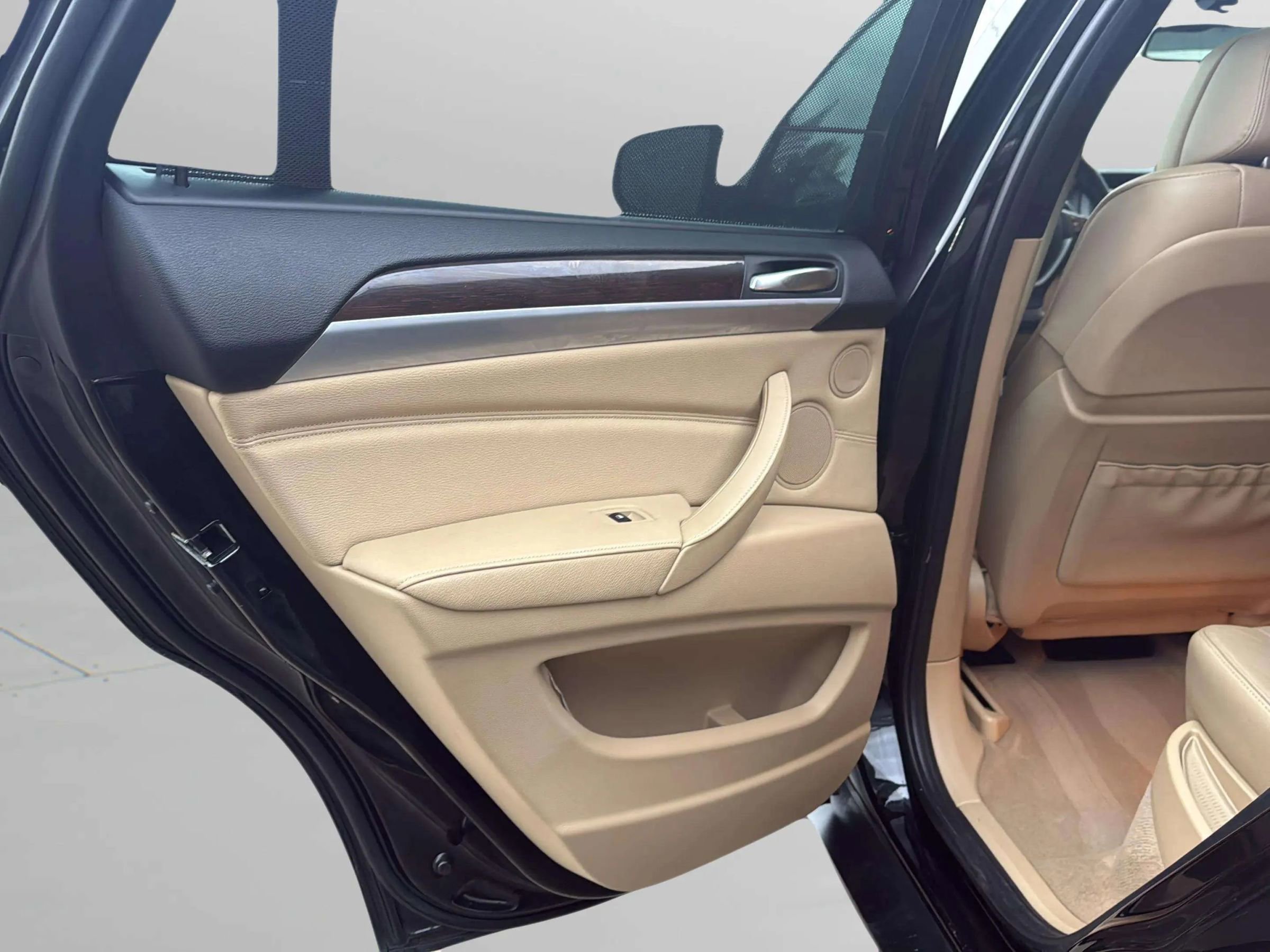 Used 2013 BMW X6 xDrive35i AWD/4WD image 28