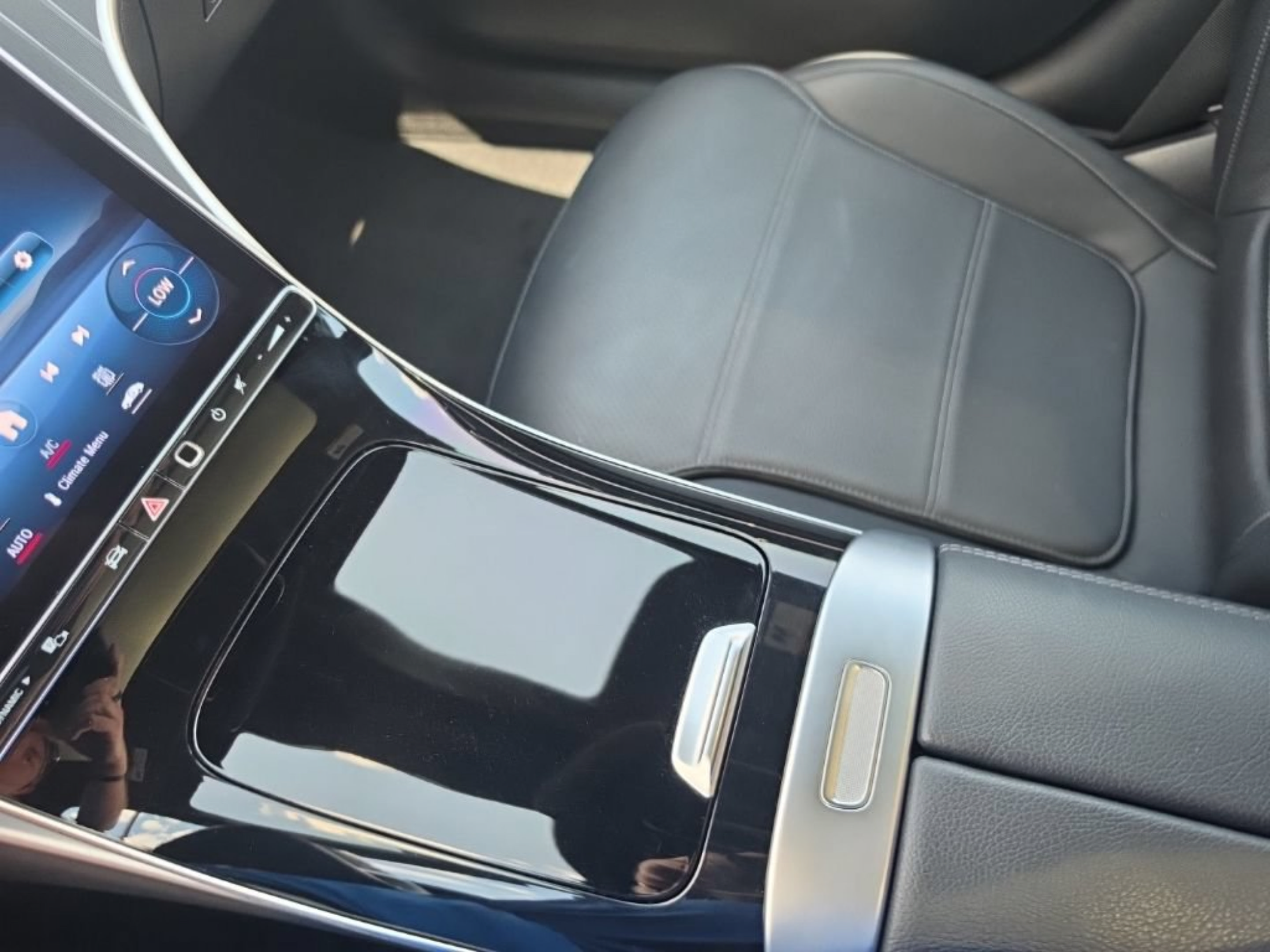 Used 2023 Mercedes-Benz C 300 Sedan image 25