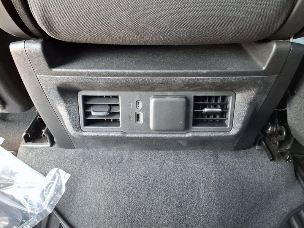 Used 2023 GMC Sierra 1500 Elevation image 7