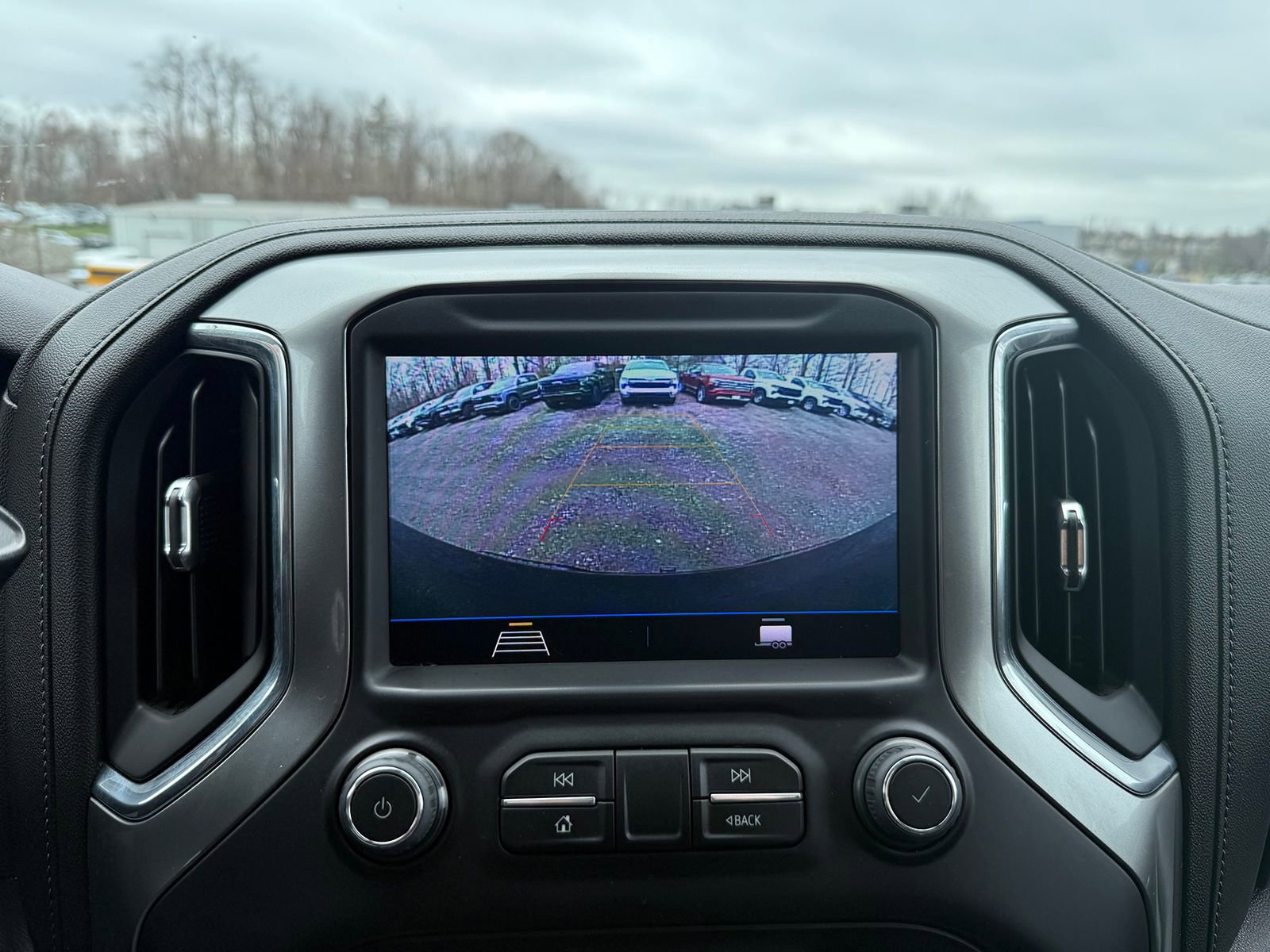 Certified 2021 Chevrolet Silverado 1500 LT Trail Boss w/ Bed Protection Package AWD/4WD image 31