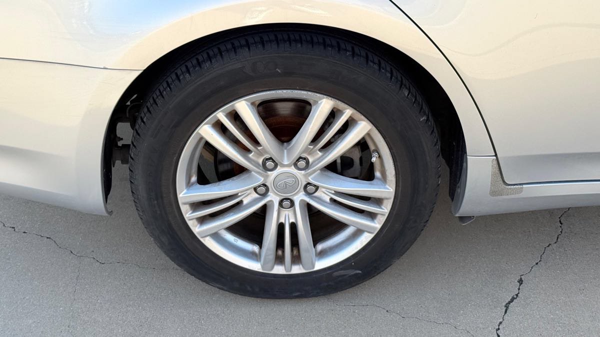 Used 2011 INFINITI G25 Journey w/ Moonroof Pkg RWD image 10