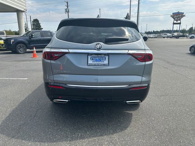 Used 2023 Buick Enclave Premium image 4