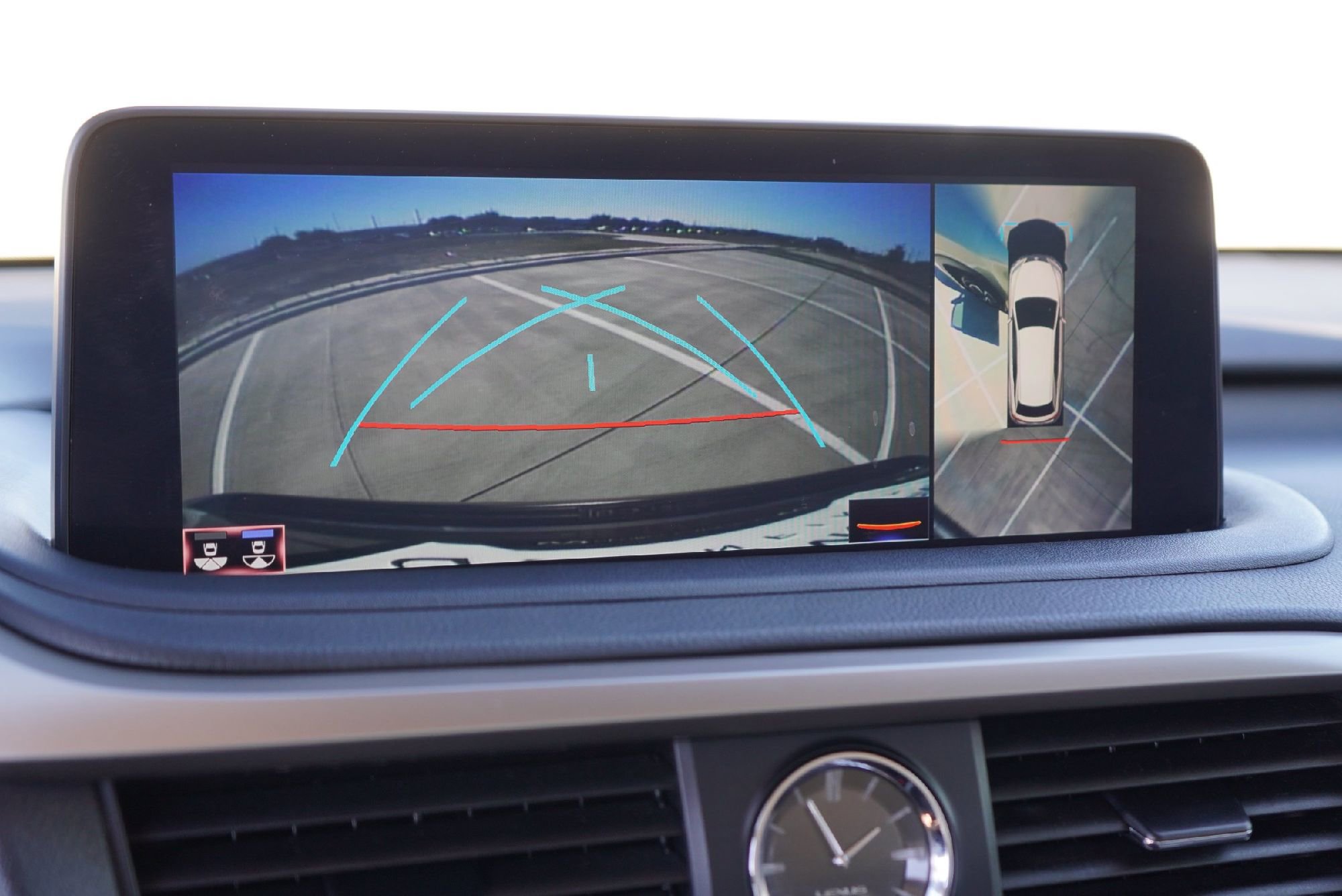 Used 2022 Lexus RX 350 FWD w/ Premium Package image 12