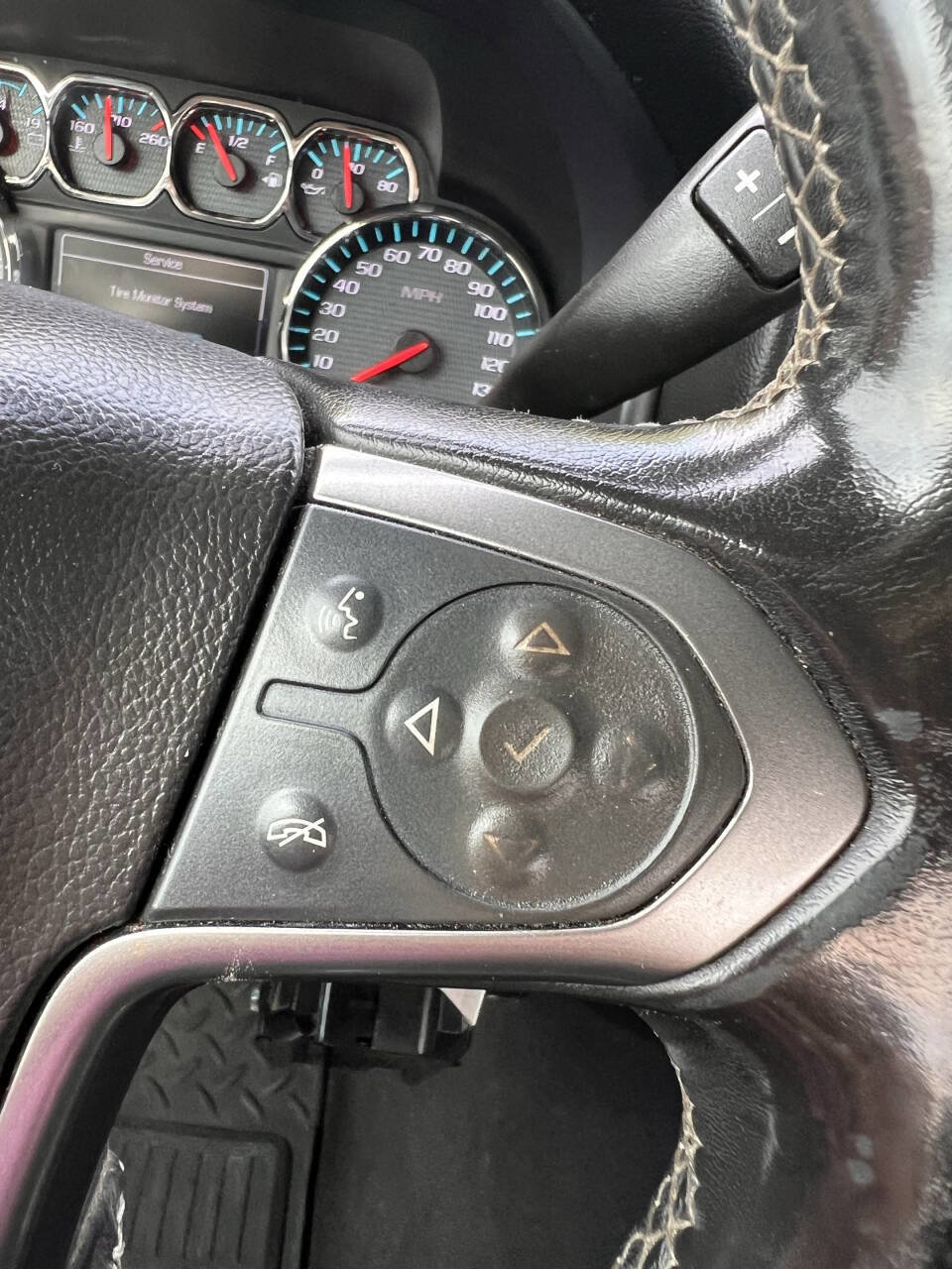 Used 2018 Chevrolet Silverado 1500 LT w/ All Star Edition image 22