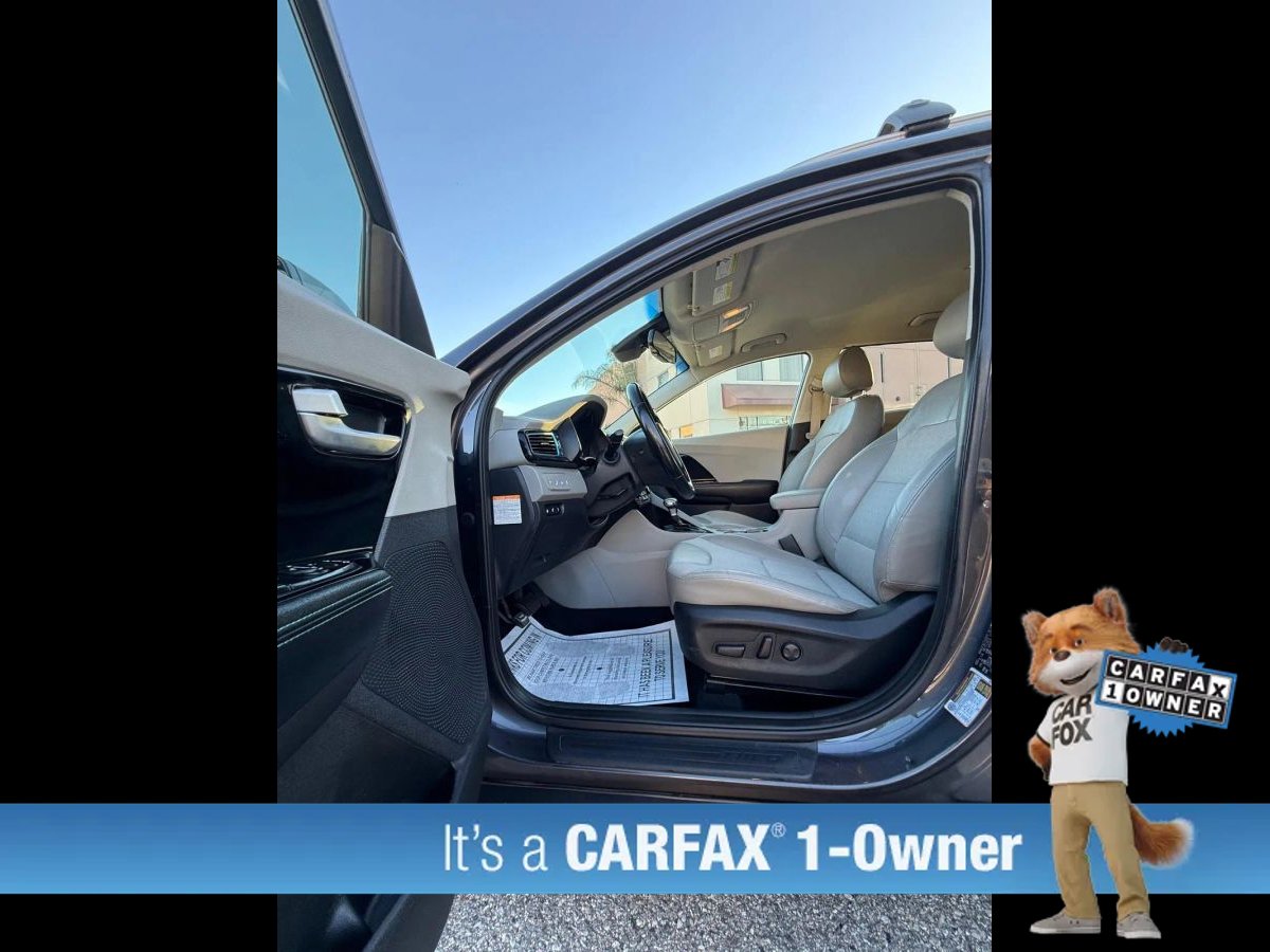 Used 2018 Kia Niro EX image 44