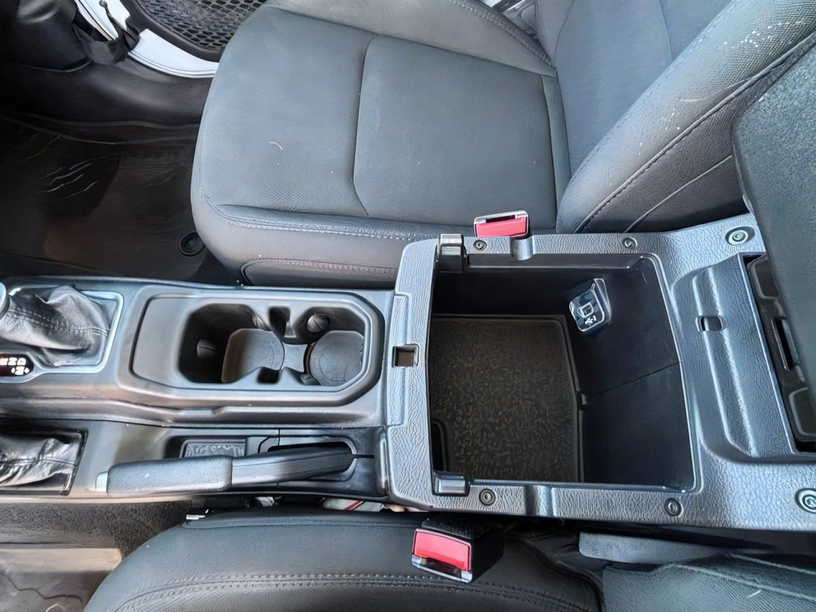 Used 2023 Jeep Wrangler Unlimited Sport AWD/4WD image 18