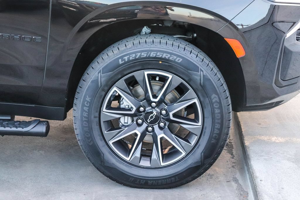 Used 2021 Chevrolet Tahoe Z71 w/ Z71 Signature Package AWD/4WD image 11