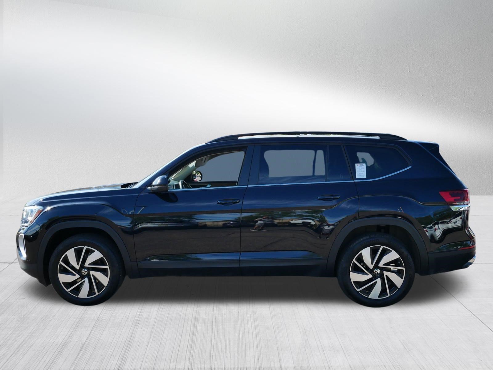 Certified 2024 Volkswagen Atlas SE AWD/4WD image 4
