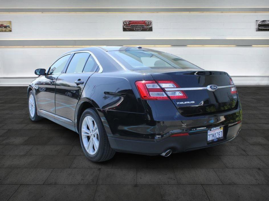 Used 2014 Ford Taurus SEL w/ Equipment Group 201A image 4