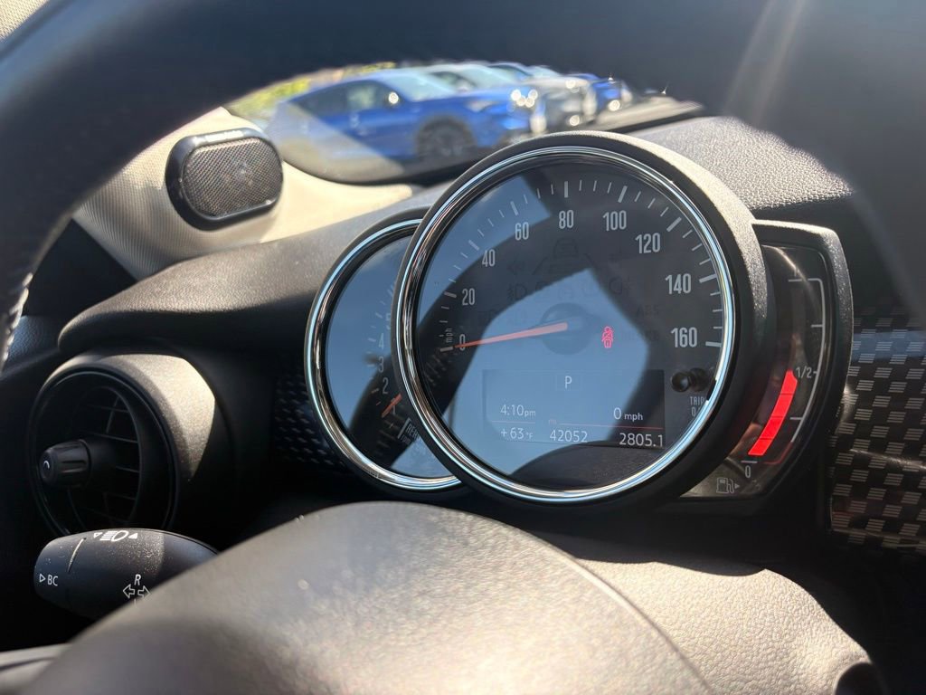 Used 2018 MINI Cooper S image 28